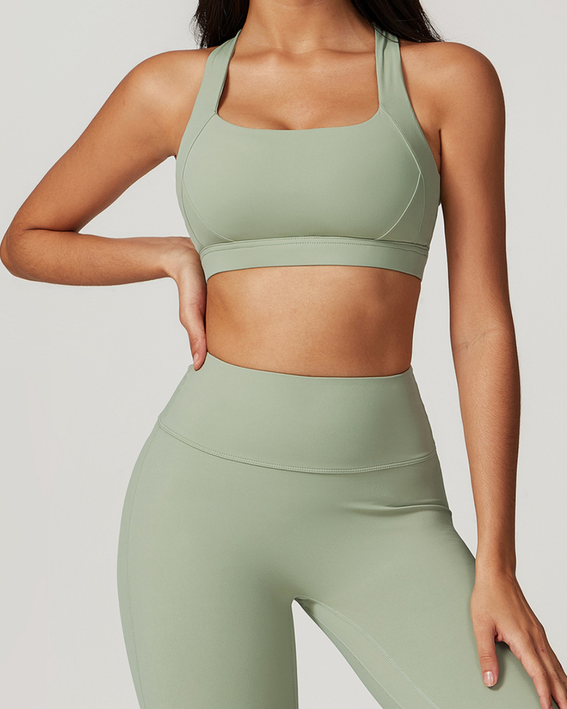 Base Bralet in Matcha