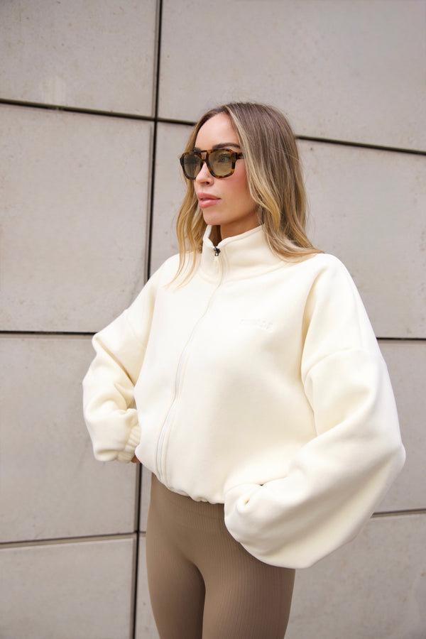 Drawstring Fleece in Iced Oat