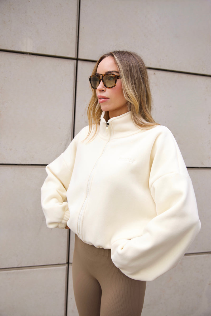 Drawstring Fleece in Iced Oat